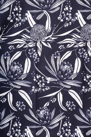 PF NATIVES POCKET SQUARE