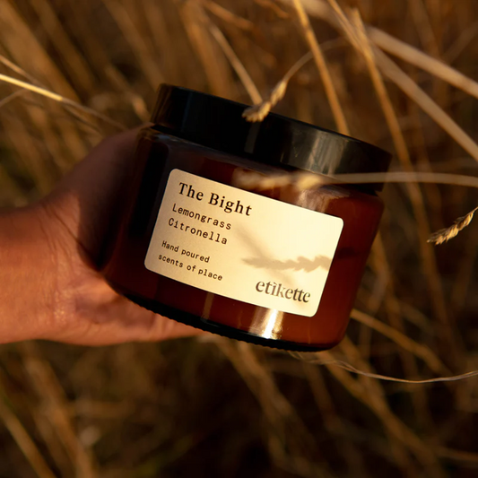 ETIKETTE THE BIGHT CANDLE